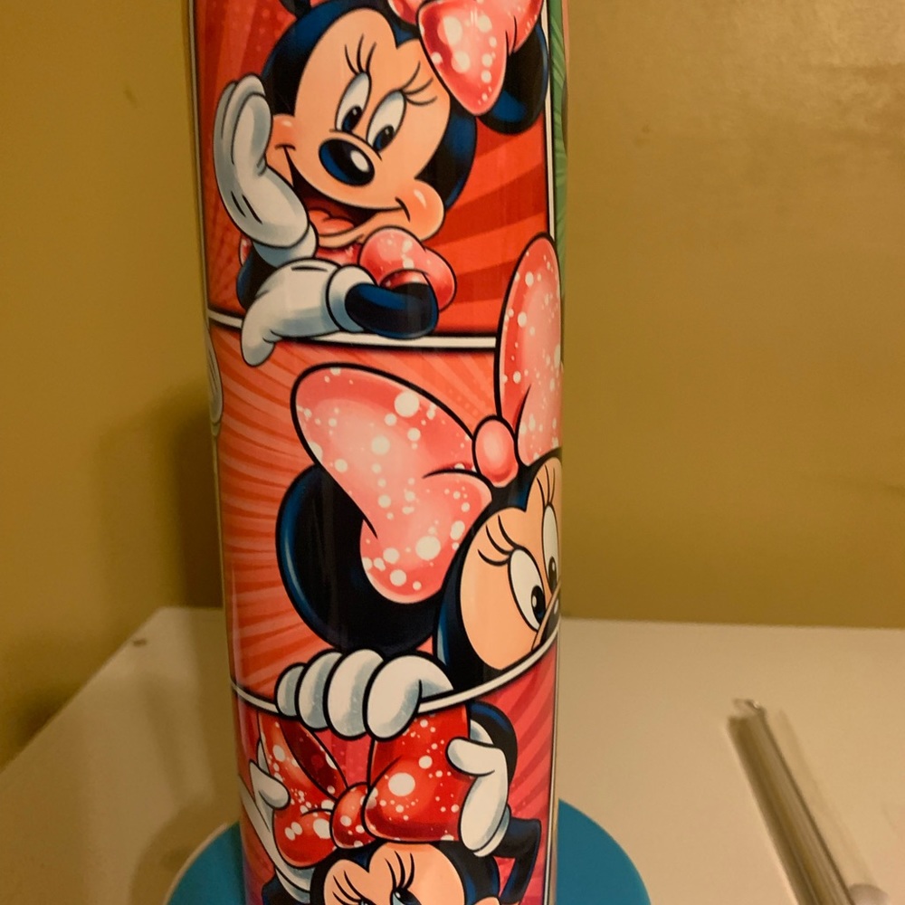 New 20oz Minnie Tumbler